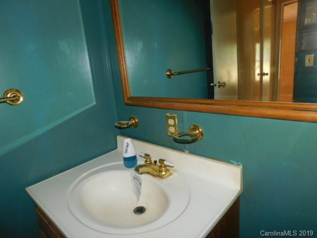 340 Chandler Road Salisbury, NC 28147 - Photo 7 of 32 Gallery Image 7