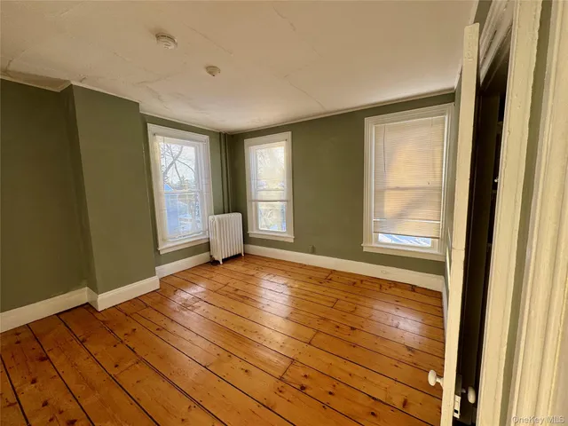 $1,950 | 1860 East Main Street, Unit 5, Mohegan Lake, NY 10547