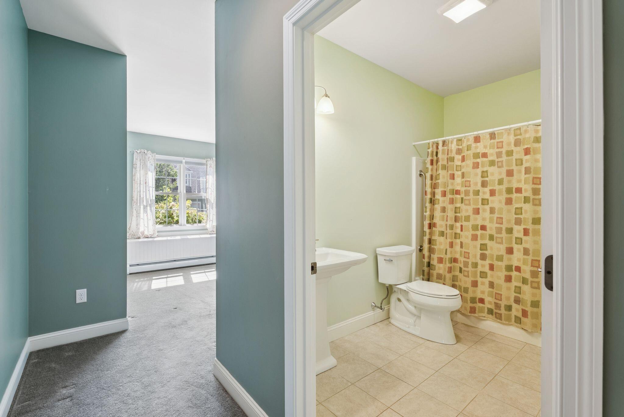 4 Mainsail Lane, Unit 4 Saco, ME 04072 - Photo 23 of 31 4 Mainsail Lane