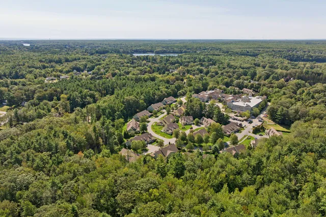 $725,000 | 4 Mainsail Lane, Unit 4, Saco, ME 04072