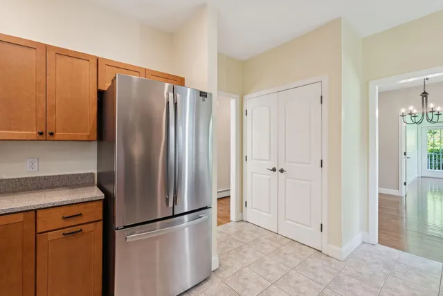 $725,000 | 4 Mainsail Lane, Unit 4, Saco, ME 04072