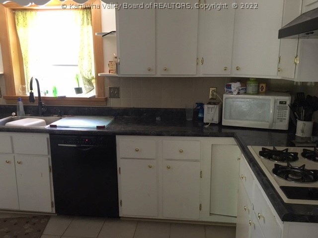 1515 Smith Road Charleston, WV 25314 - Photo 3 of 14 Gallery Image 3