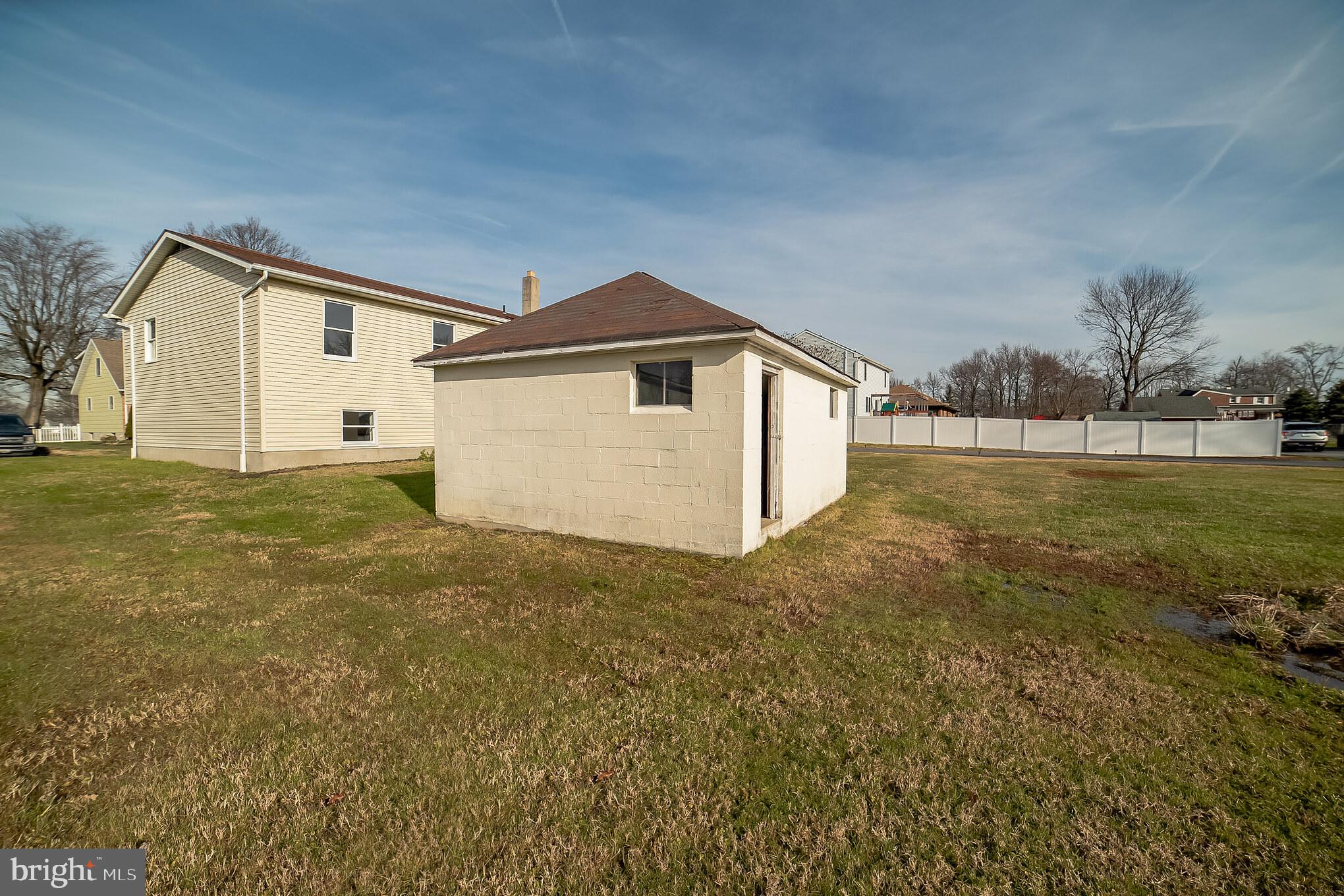 2007 Birch Road Essex, MD 21221 - Photo 33 of 39
