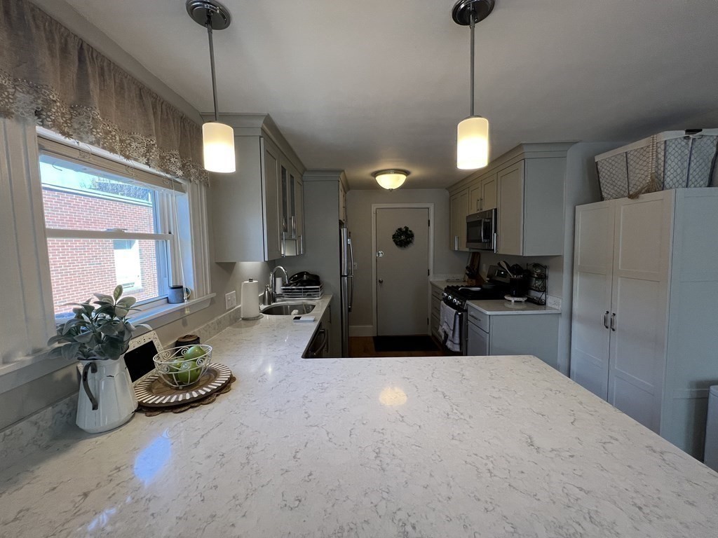 12 Alpine Street, Unit 2 Somerville, MA 02144 - Photo 7 of 14