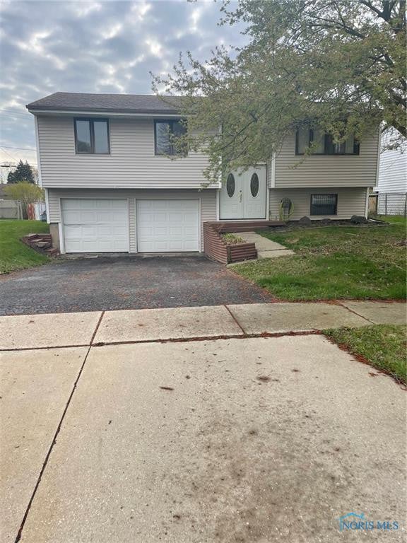 5508 Brook Point Road Toledo, OH 43611 - Photo 1 of 20 Gallery Image 1