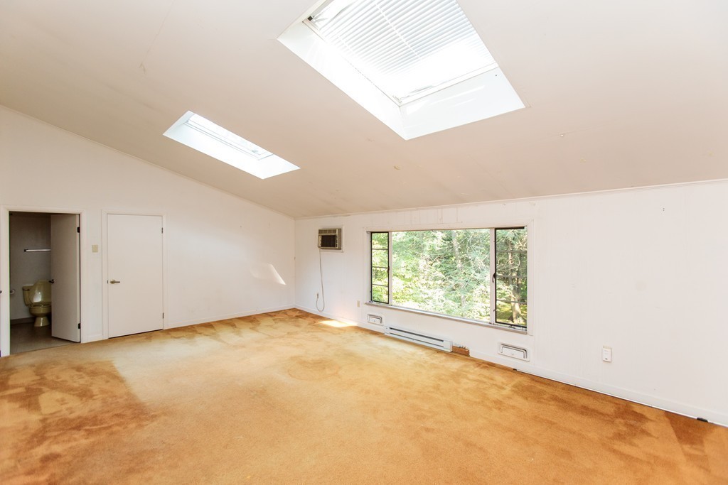 6 Columbine Road Weston, MA 02493 - Photo 14 of 22