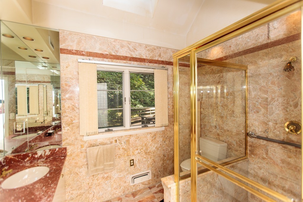 6 Columbine Road Weston, MA 02493 - Photo 16 of 22