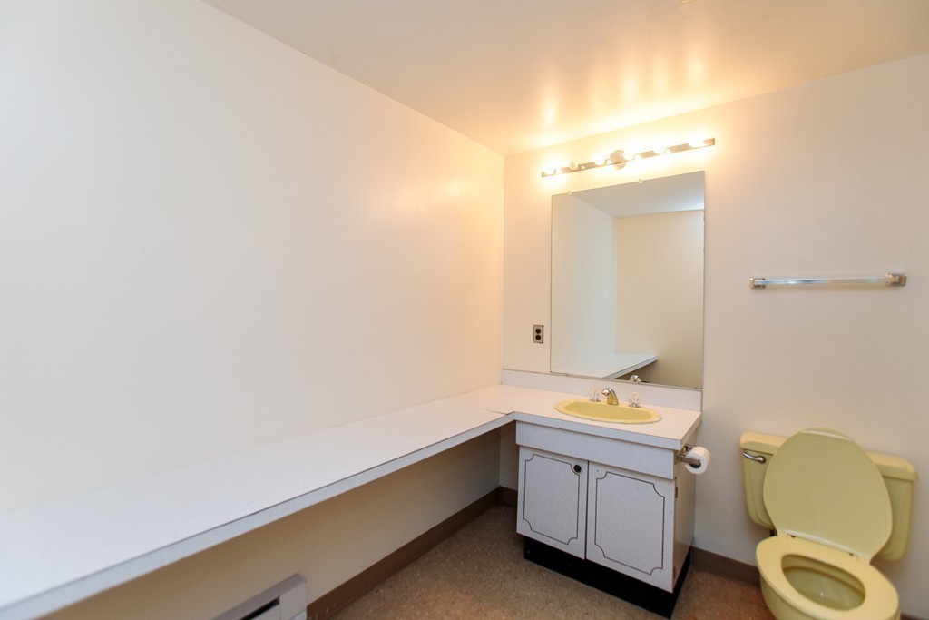 6 Columbine Road Weston, MA 02493 - Photo 17 of 22