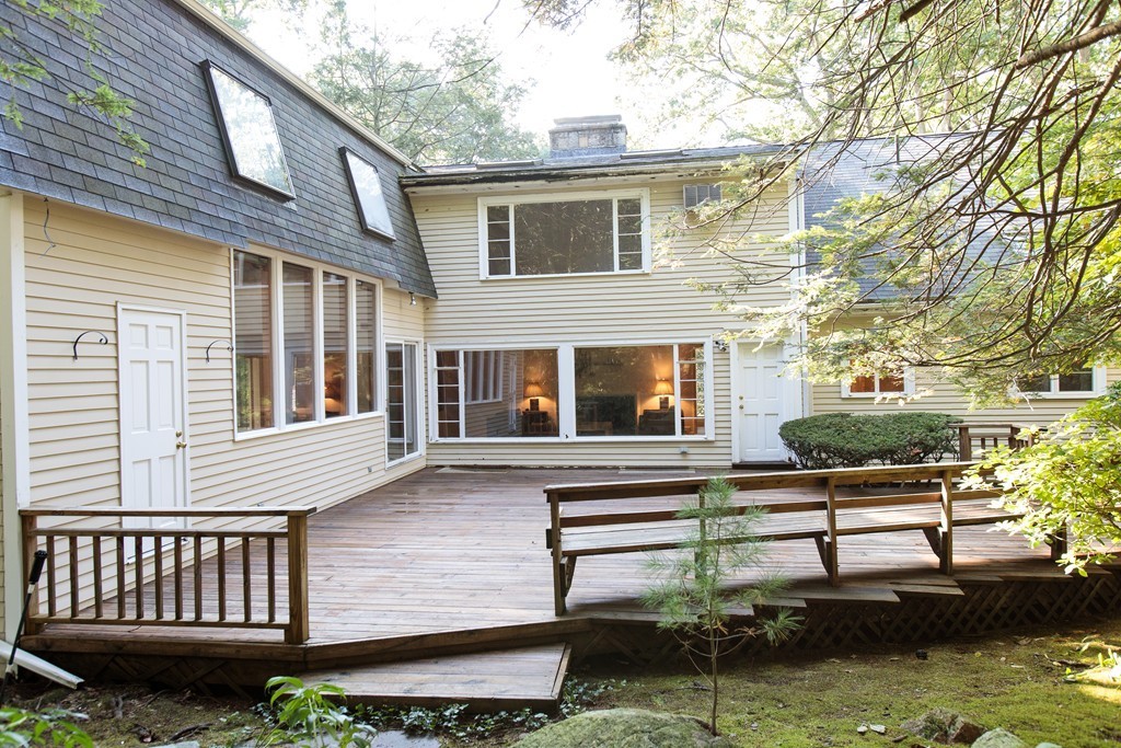6 Columbine Road Weston, MA 02493 - Photo 18 of 22