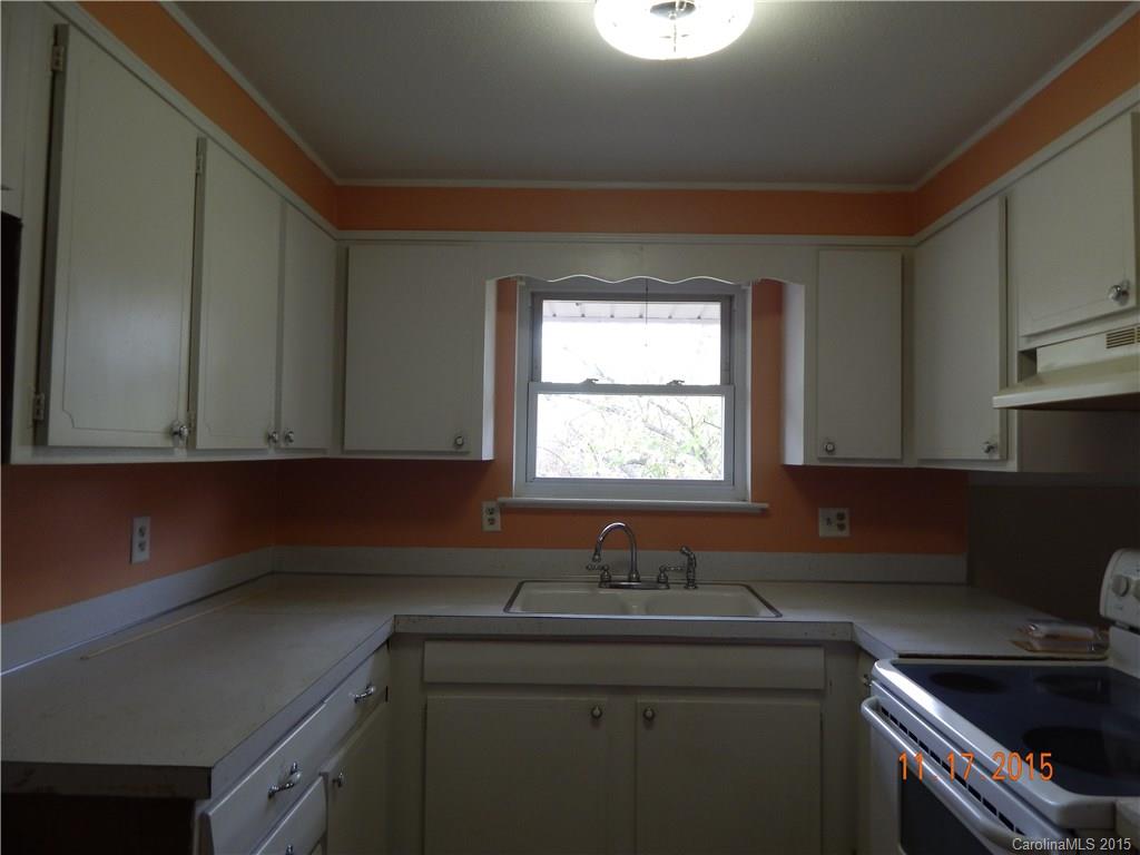 527 Moss Springs Road Albemarle, NC 28001 - Photo 5 of 19 Gallery Image 5