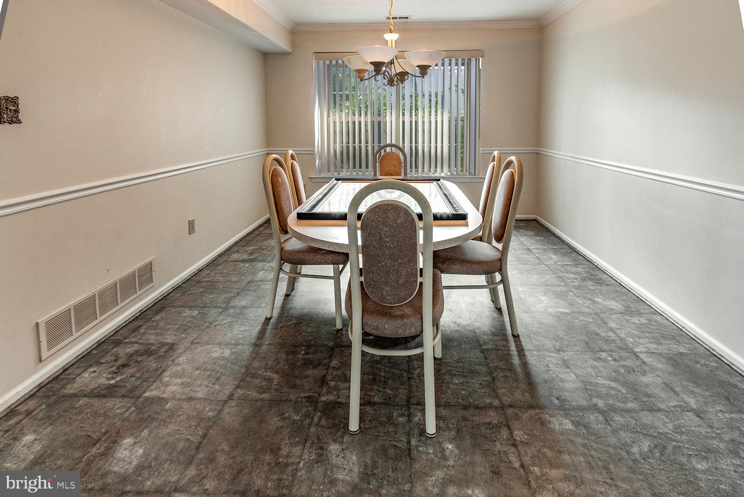 62 Springcress Drive Delran, NJ 08075 - Photo 11 of 28