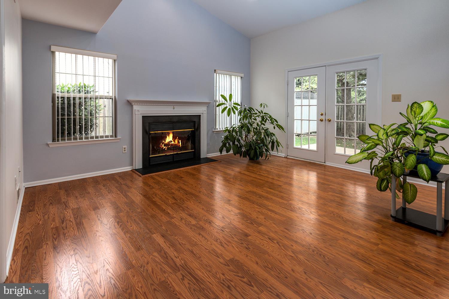 62 Springcress Drive Delran, NJ 08075 - Photo 4 of 28