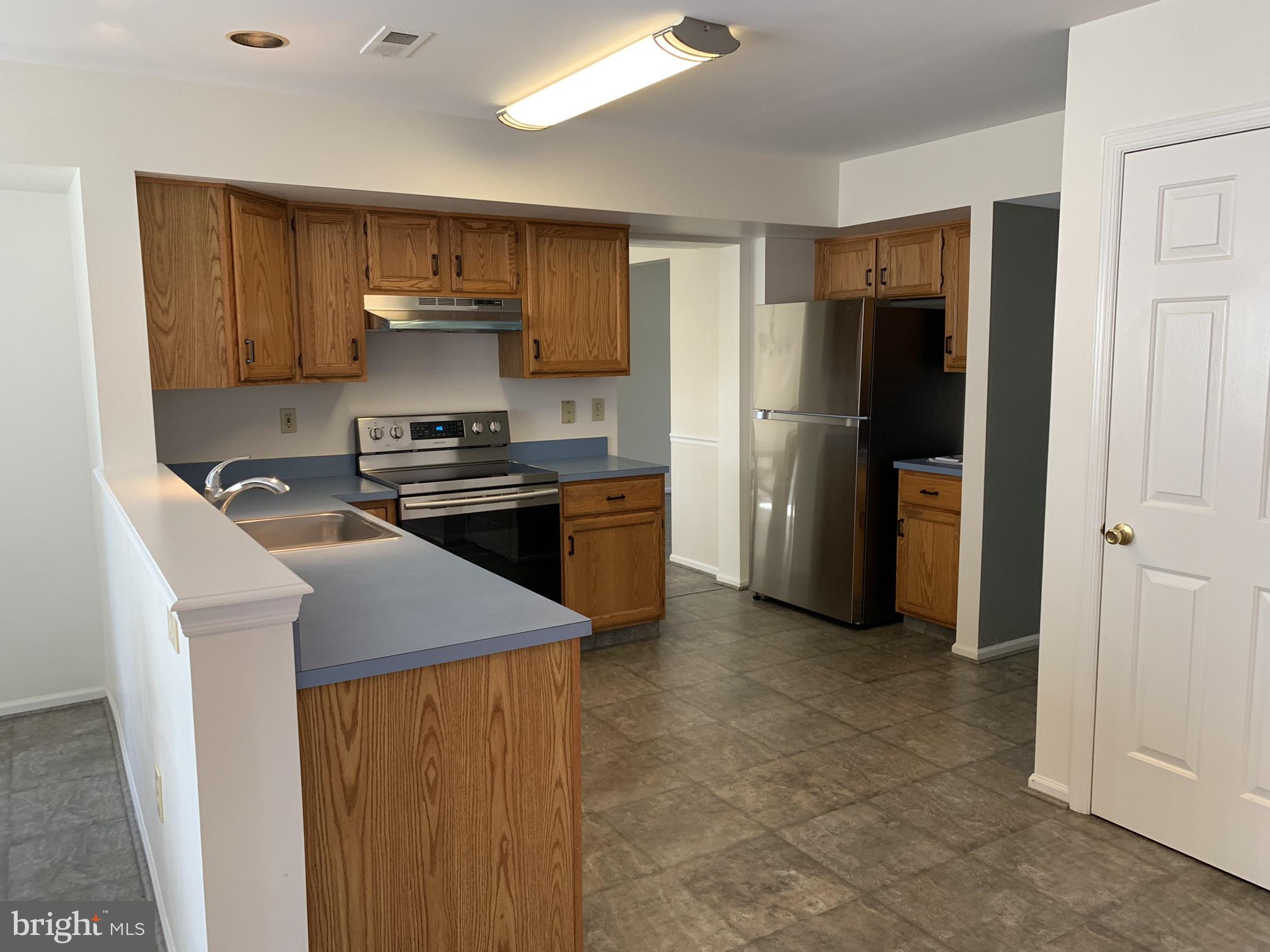 62 Springcress Drive Delran, NJ 08075 - Photo 10 of 28