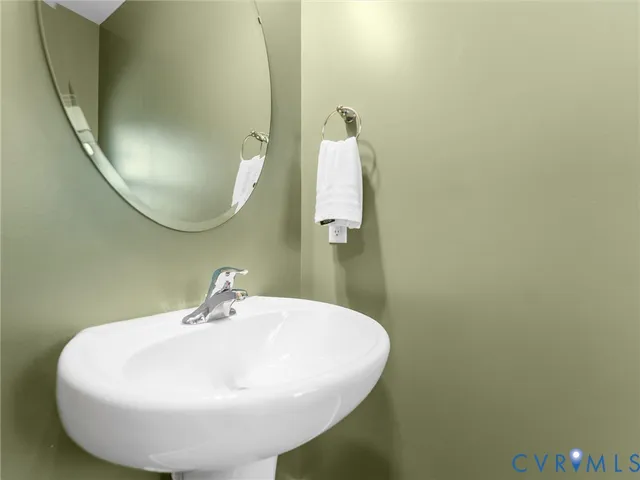 $395,000 | 18536 Palisades Ridge, Moseley, VA 23120