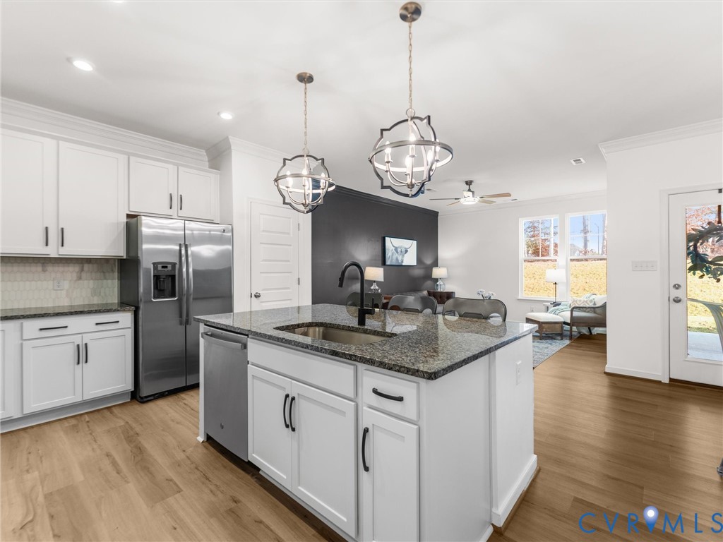 18536 Palisades Ridge Moseley, VA 23120 - Photo 2 of 37