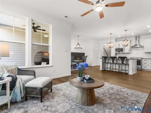 $395,000 | 18536 Palisades Ridge, Moseley, VA 23120