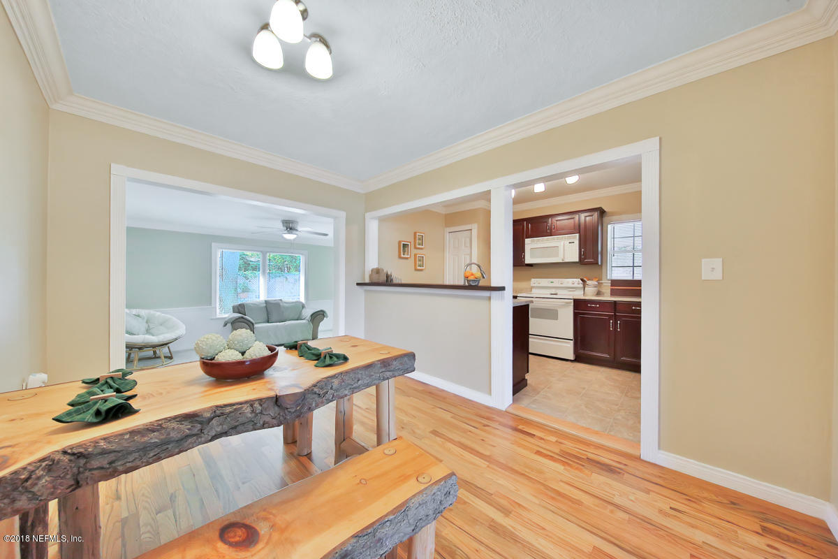 8010 Lone Star Road Jacksonville, FL 32211 - Photo 8 of 26 Dining Area