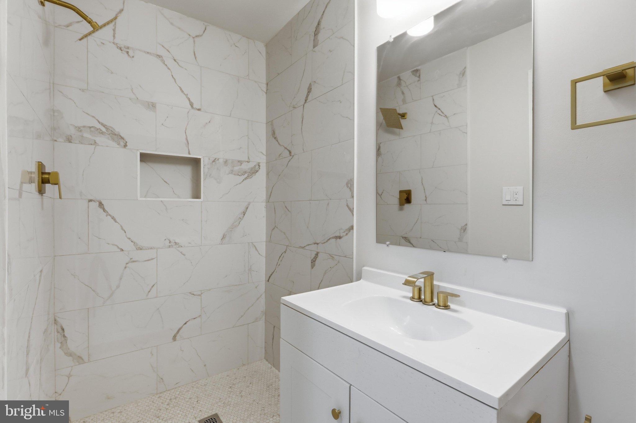 2292 White Cornus Lane Reston, VA 20191 - Photo 20 of 33 Gallery Image 20