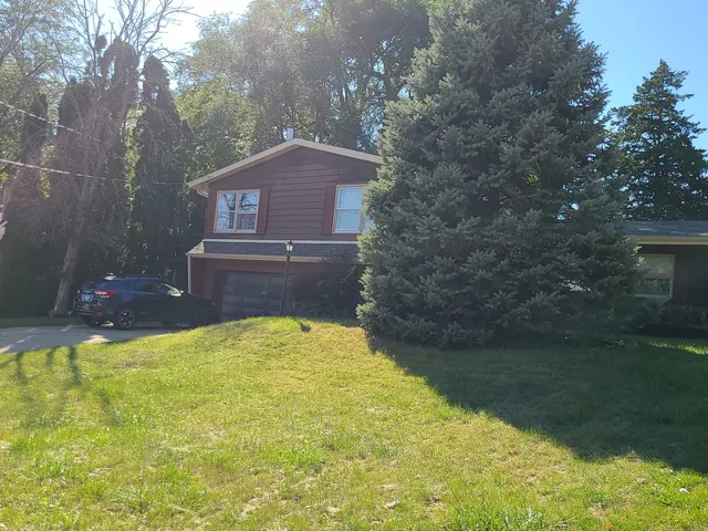 $219,900 | 635 2nd Avenue, Dixon, IL 61021