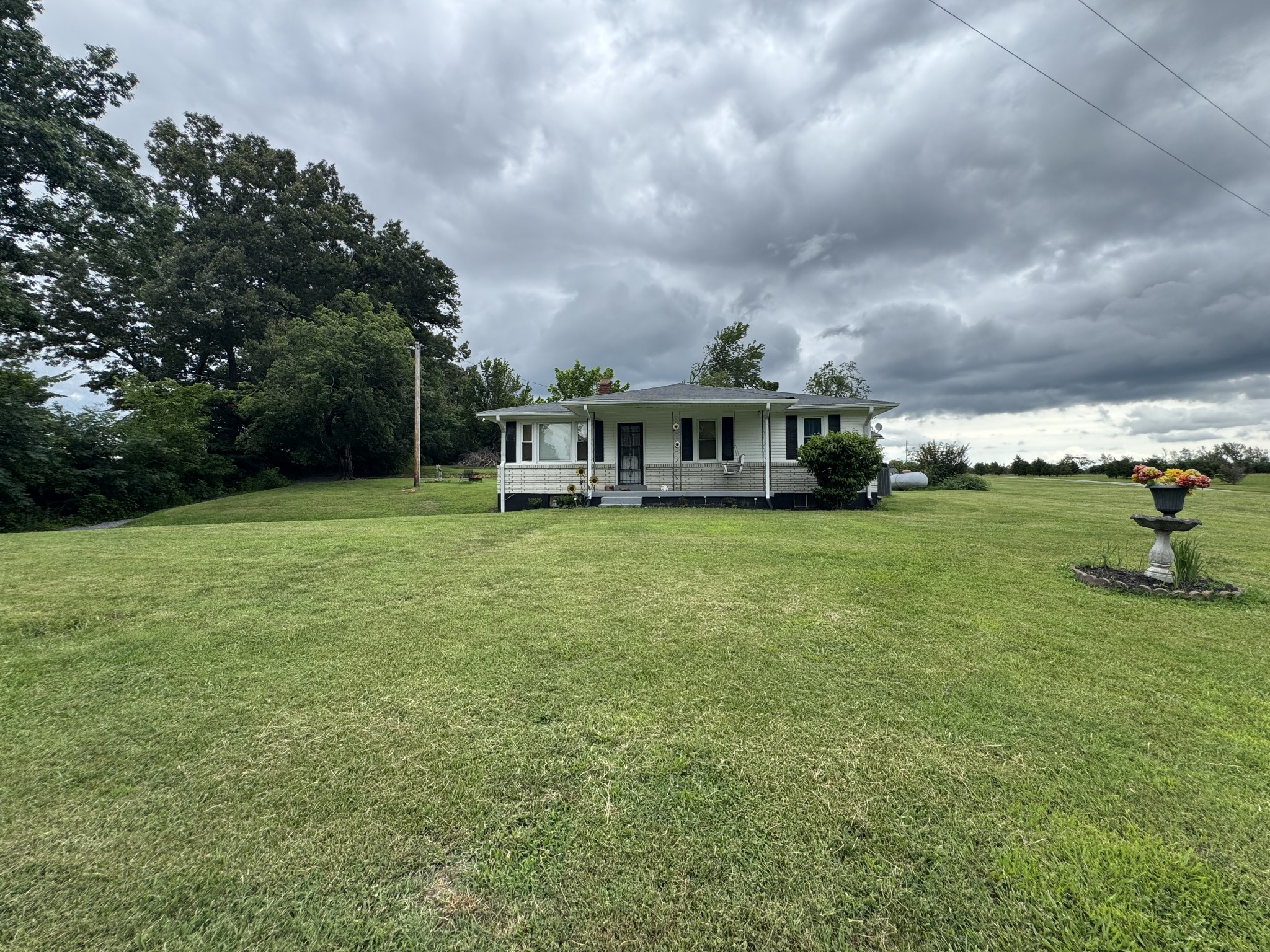 205 Williams Road Westmoreland, TN 37186 - Photo 2 of 14