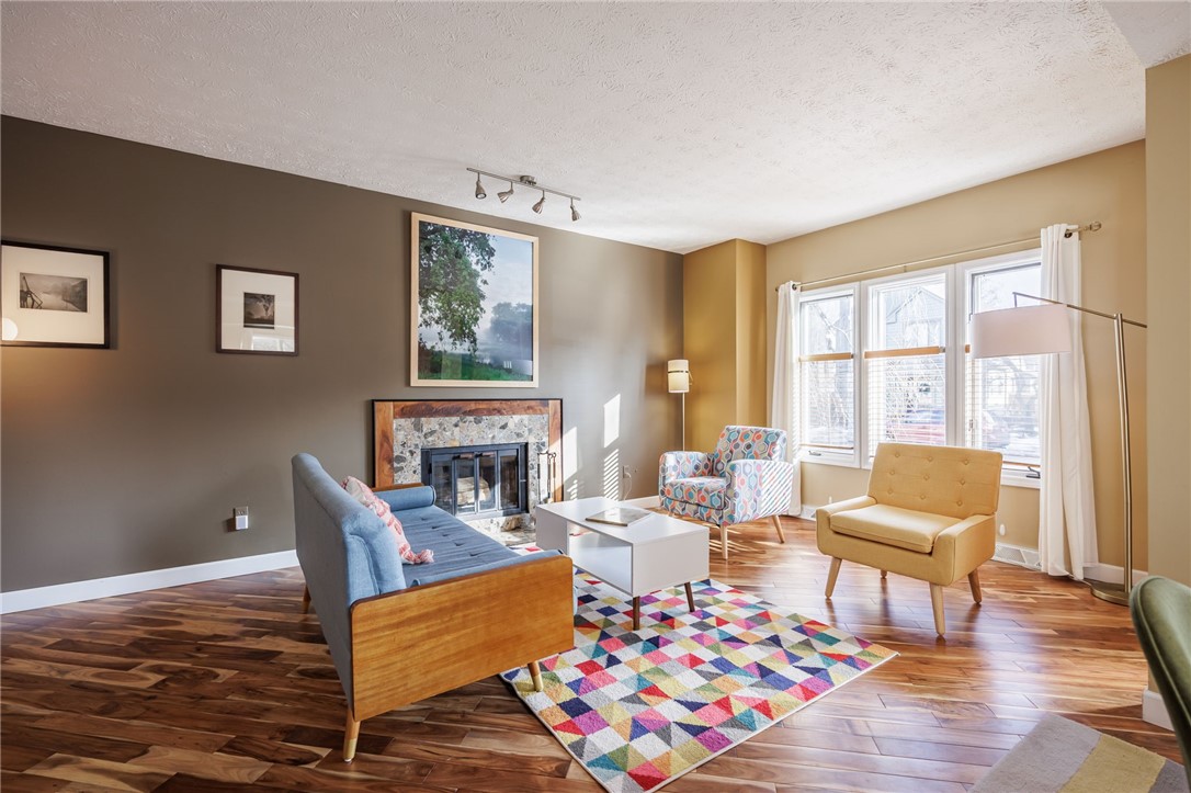 227 South Fitzhugh Street Rochester, NY 14608 - Photo 3 of 28