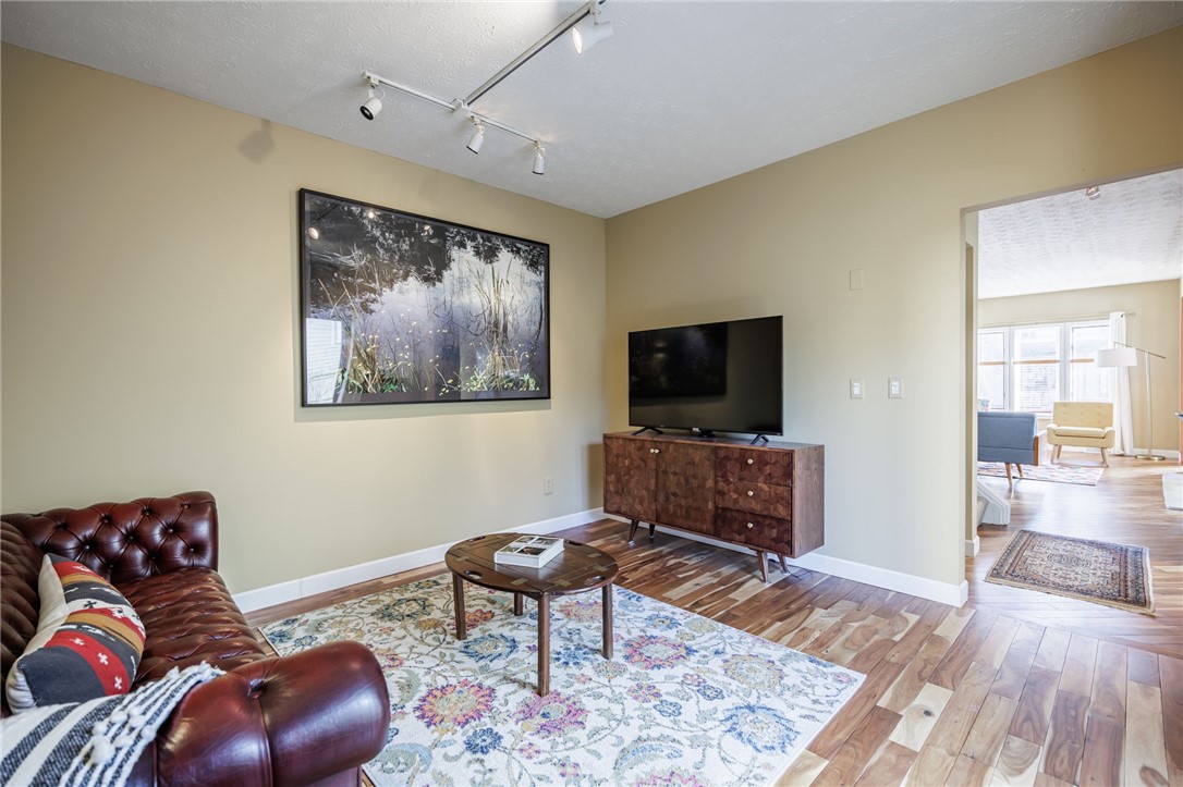 227 South Fitzhugh Street Rochester, NY 14608 - Photo 9 of 28