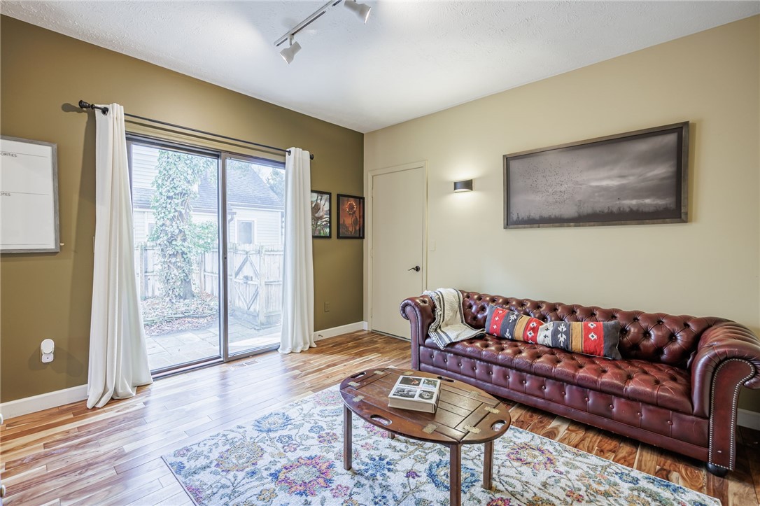 227 South Fitzhugh Street Rochester, NY 14608 - Photo 10 of 28