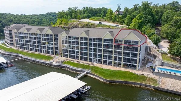 $524,900 | 248 Plaza Gardens Court, Unit 5A, Camdenton, MO 65020