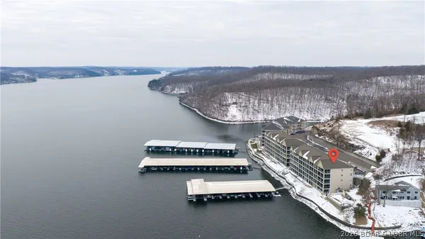 $524,900 | 248 Plaza Gardens Court, Unit 5A, Camdenton, MO 65020