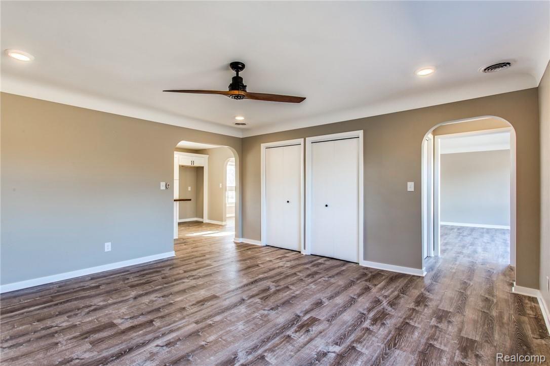 6710 Lakeshore Road Lexington, MI 48450 - Photo 23 of 31 6710 Lakeshore Rd-19.JPG