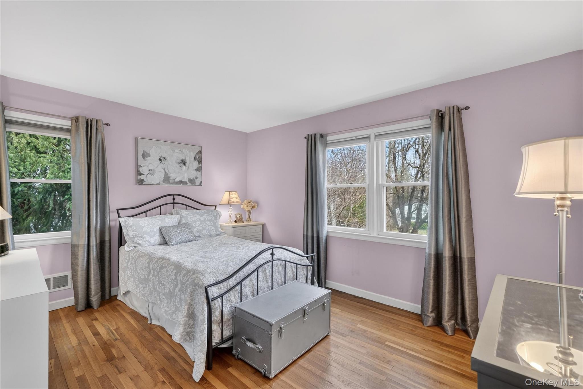 18 Clovebrook Road Valhalla, NY 10595 - Photo 15 of 39 Bedroom #1