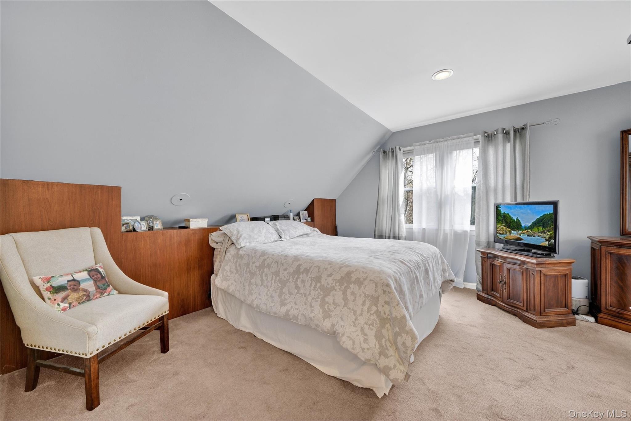 18 Clovebrook Road Valhalla, NY 10595 - Photo 22 of 39