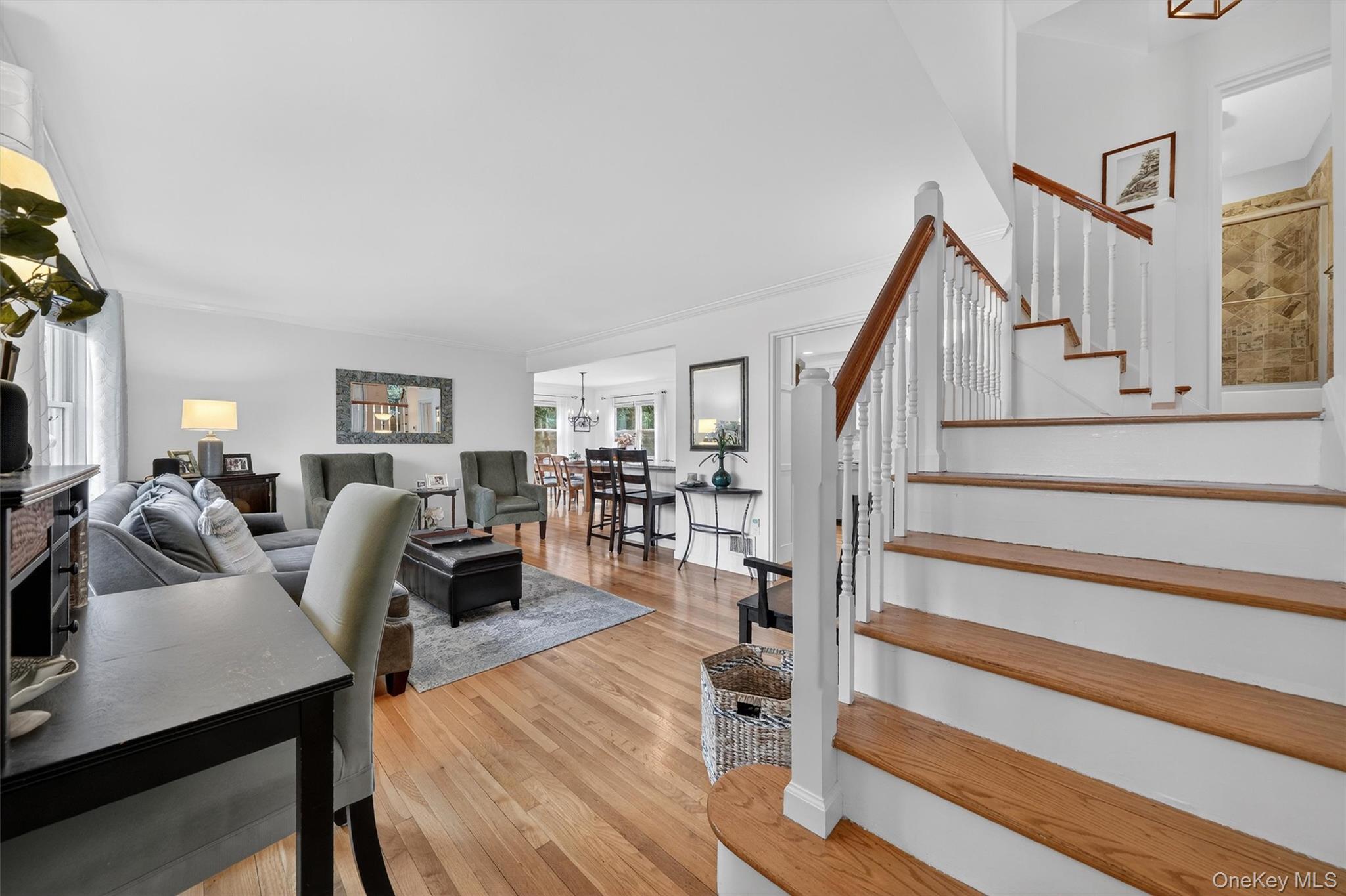 18 Clovebrook Road Valhalla, NY 10595 - Photo 5 of 39