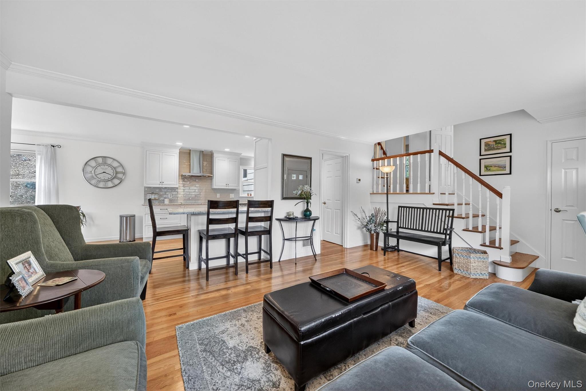 18 Clovebrook Road Valhalla, NY 10595 - Photo 8 of 39