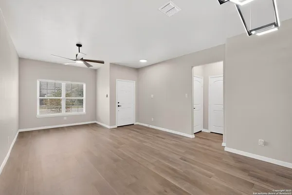 $297,500 | 15022 Harbor Landing, Von Ormy, TX 78073