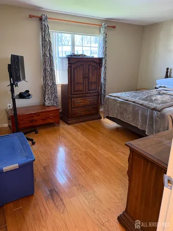 $1,700 | 1 Oklahoma Drive, Matawan, NJ 07747