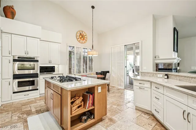 $939,998 | 193 Webster Way, Henderson, NV 89074