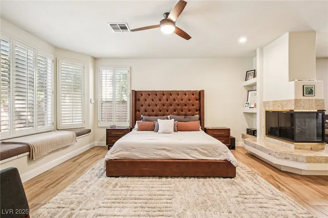 $939,998 | 193 Webster Way, Henderson, NV 89074