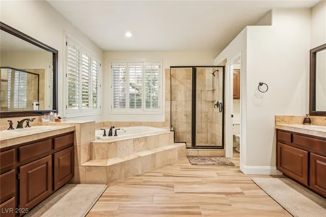 $939,998 | 193 Webster Way, Henderson, NV 89074