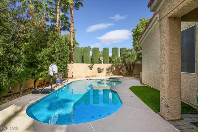 $939,998 | 193 Webster Way, Henderson, NV 89074