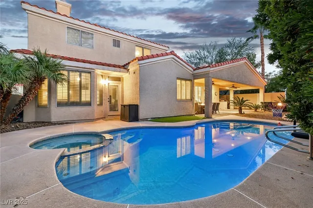 $939,998 | 193 Webster Way, Henderson, NV 89074