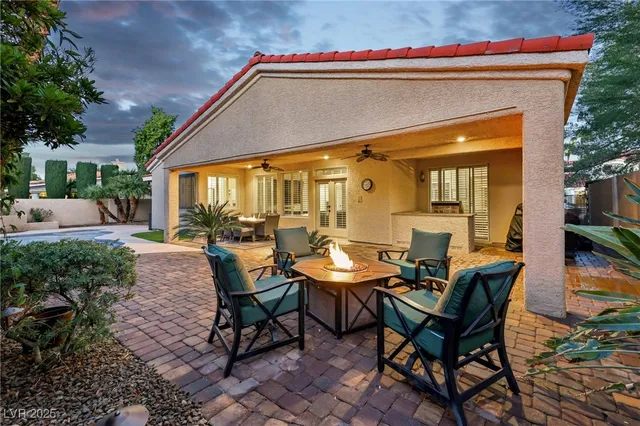 $939,998 | 193 Webster Way, Henderson, NV 89074