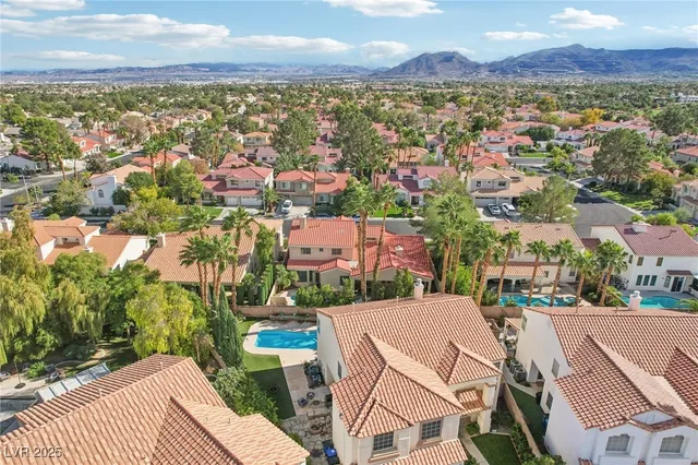 $939,998 | 193 Webster Way, Henderson, NV 89074