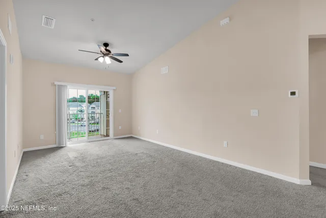 $180,000 | 4931 Key Lime Drive, Unit 306, Jacksonville, FL 32256
