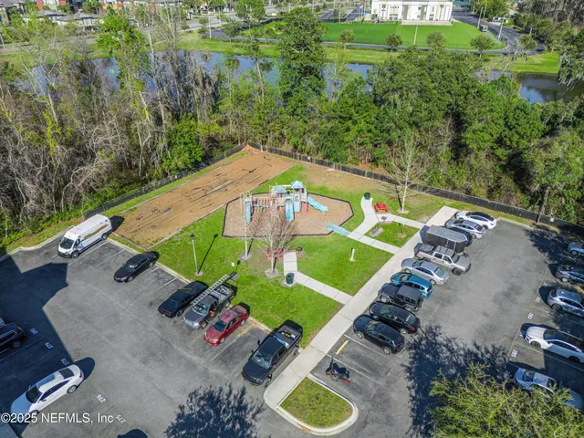 $180,000 | 4931 Key Lime Drive, Unit 306, Jacksonville, FL 32256