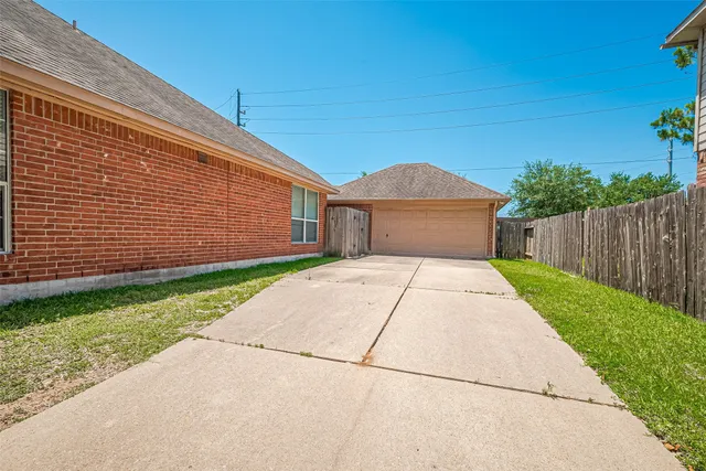 $2,450 | 4222 Merriweather Street, Sugar Land, TX 77478