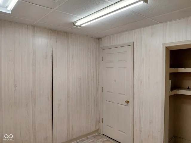 $85,000 | 230 Blackman Street, Unit 2, Clinton, IN 47842