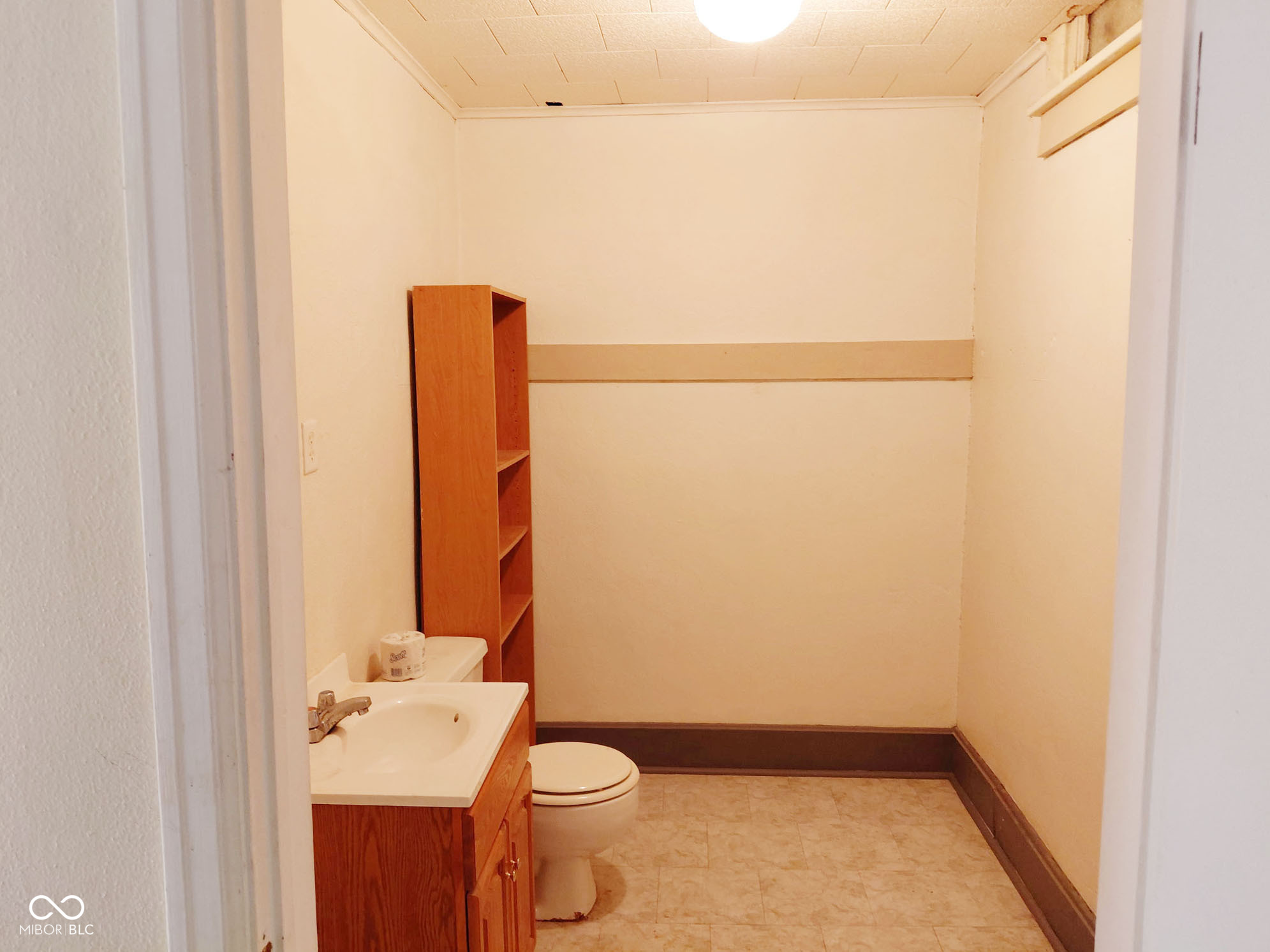 230 Blackman Street, Unit 2 Clinton, IN 47842 - Photo 16 of 17