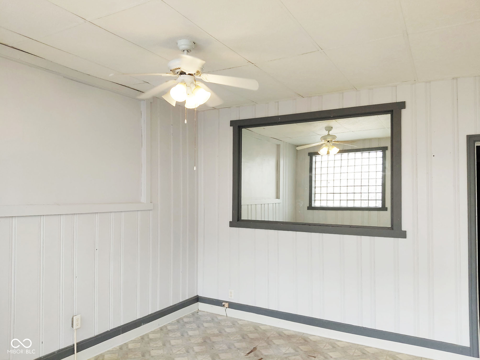 230 Blackman Street, Unit 2 Clinton, IN 47842 - Photo 6 of 17