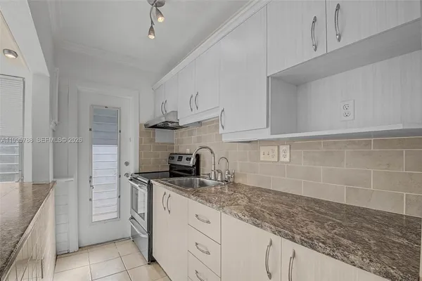 $1,700 | 60 Northwest 79th Street, Unit 23, Miami, FL 33150